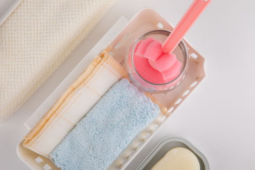 洗涤日常 香皂毛巾与洗护用品的视觉叙述